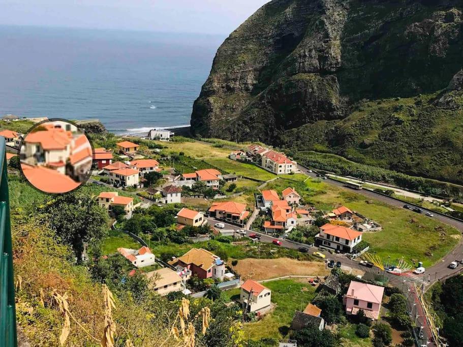 Terra Cha Cottage,Feel Home, São Vicente エクステリア 写真
