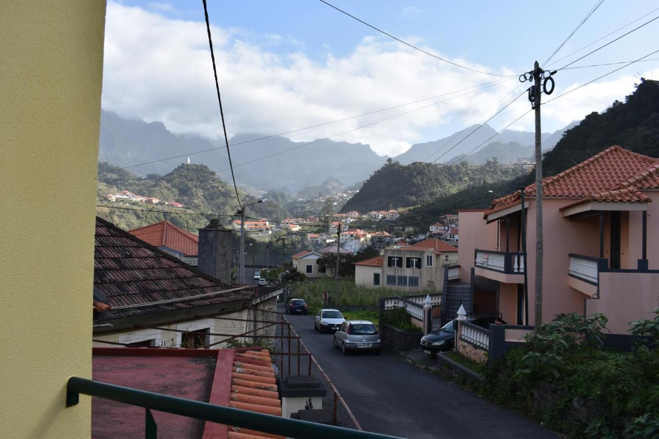 Terra Cha Cottage,Feel Home, São Vicente エクステリア 写真
