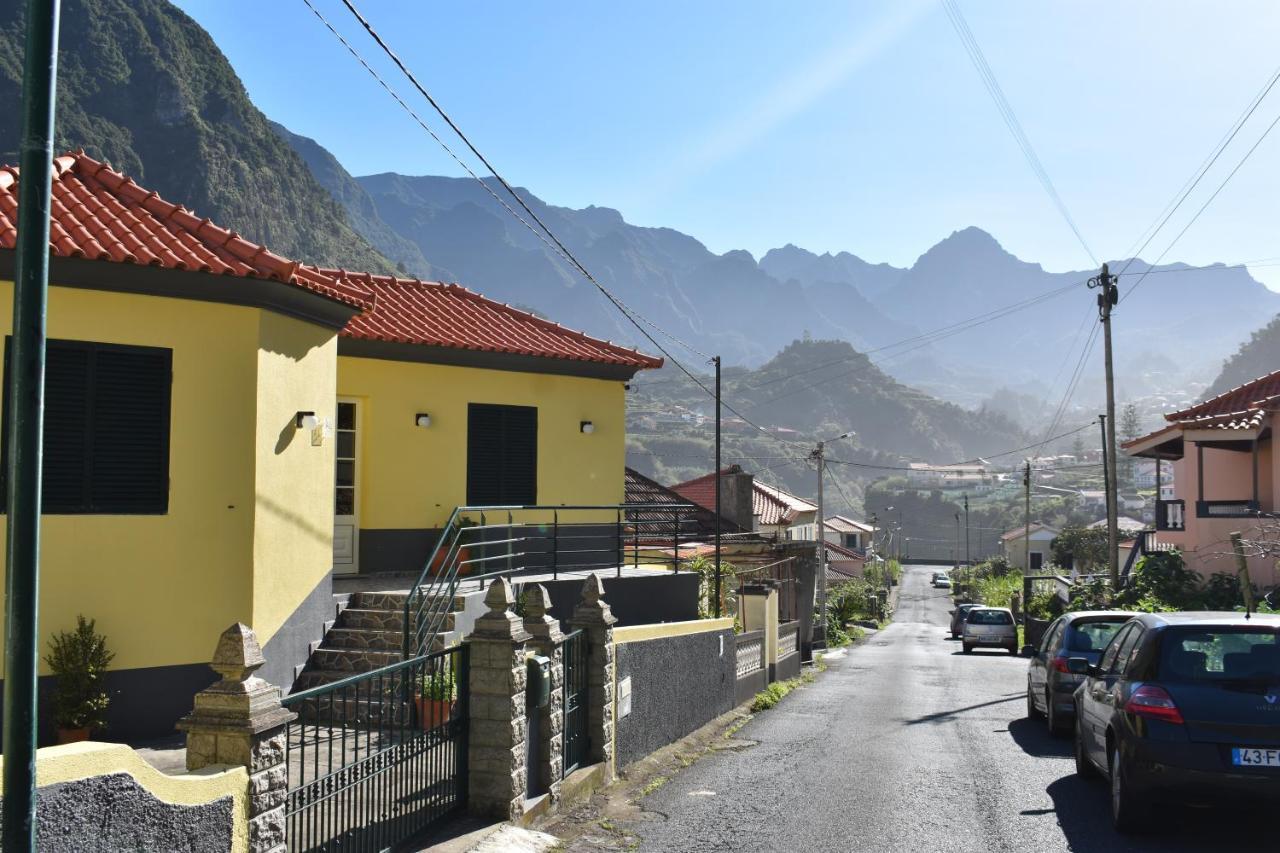 Terra Cha Cottage,Feel Home, São Vicente エクステリア 写真