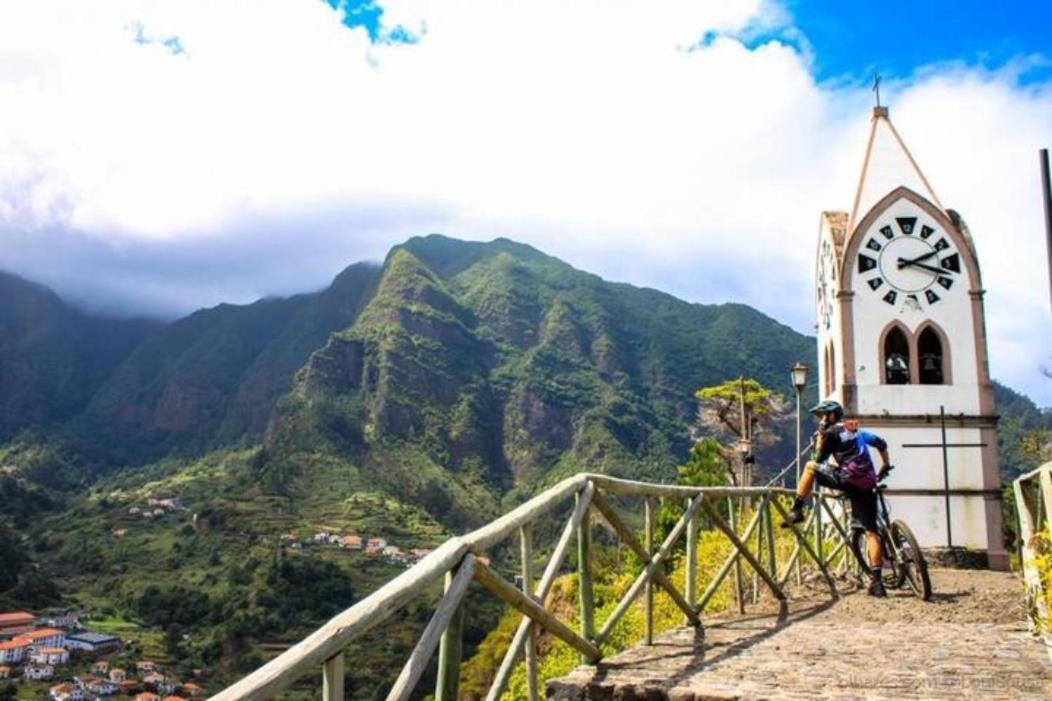 Terra Cha Cottage,Feel Home, São Vicente エクステリア 写真