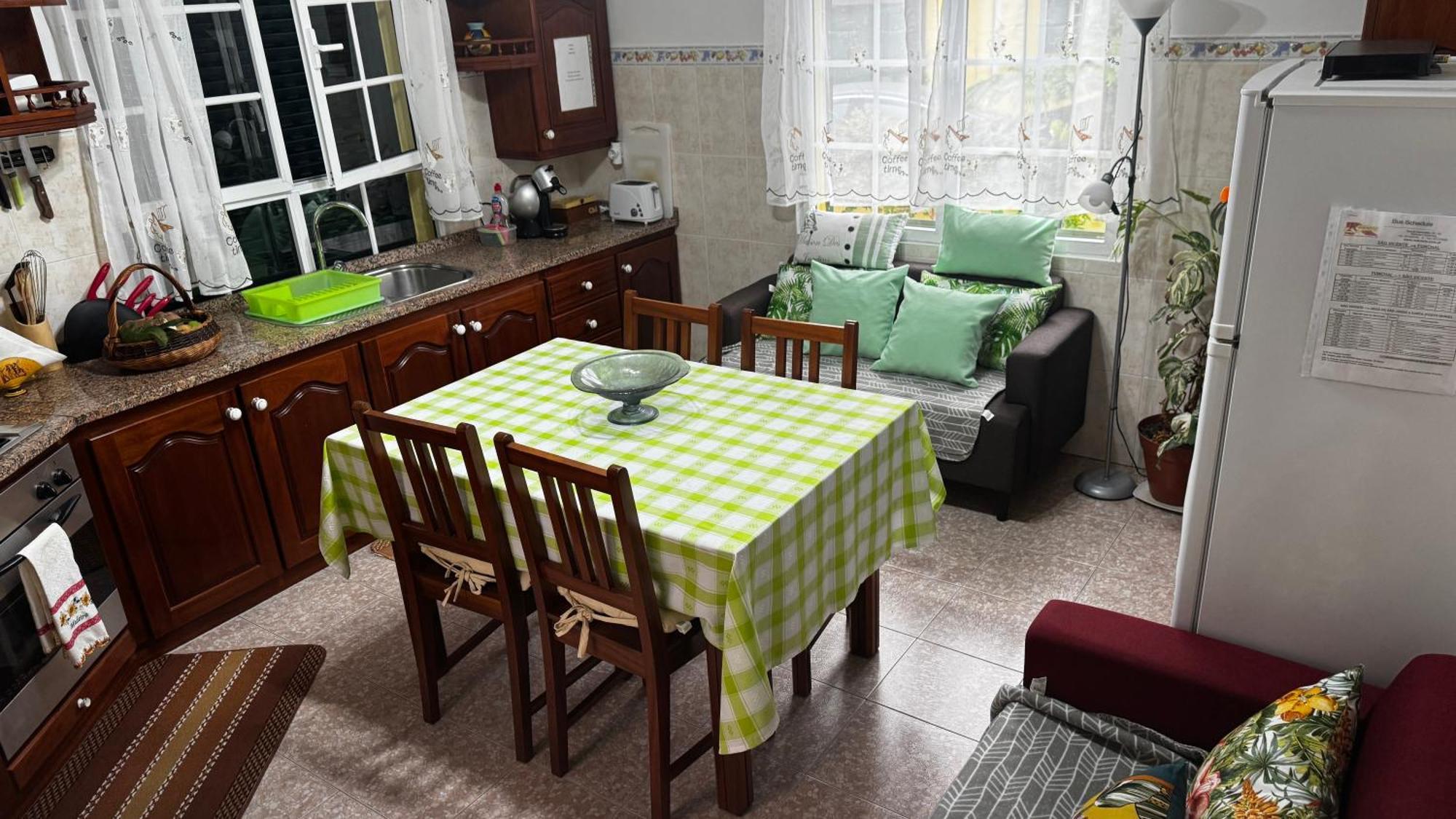 Terra Cha Cottage,Feel Home, São Vicente エクステリア 写真